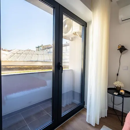 Joao Da Ponte - T1 Altice Forum Braga By House And People براغا