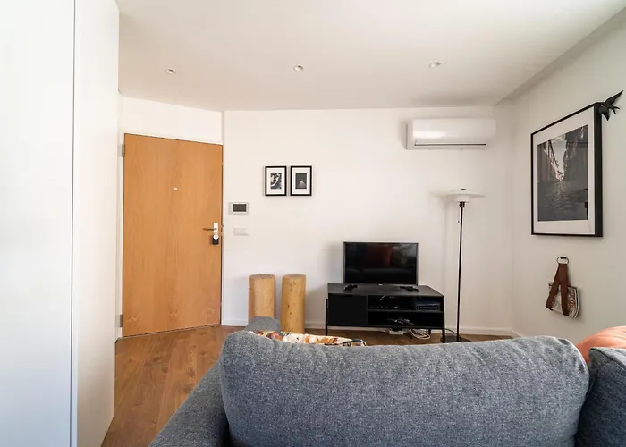 Joao Da Ponte - T1 Altice Forum By House And People * Braga